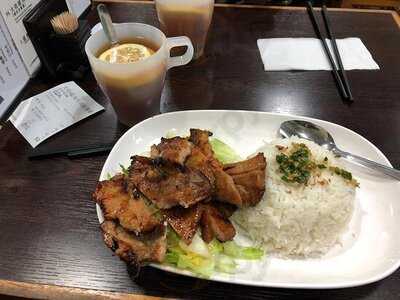 大叻越南牛肉粉餐廳 (鰂魚涌)