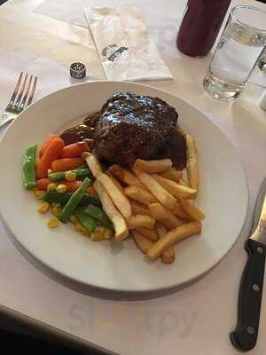 皇后飯店（北角)