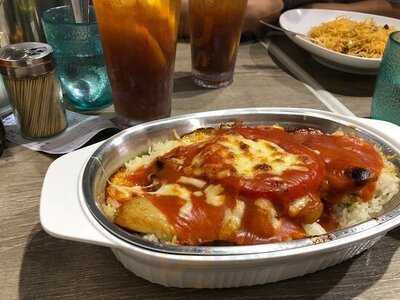 澳門三盞燈食坊 (天水圍)