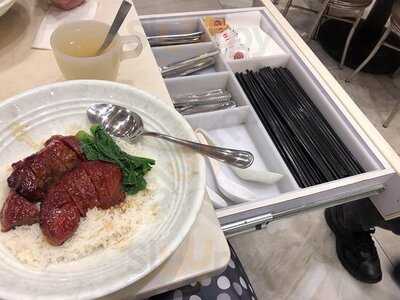 囍運燒臘餐廳小廚