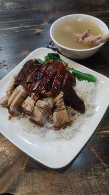 金恆香燒鵝餐廳