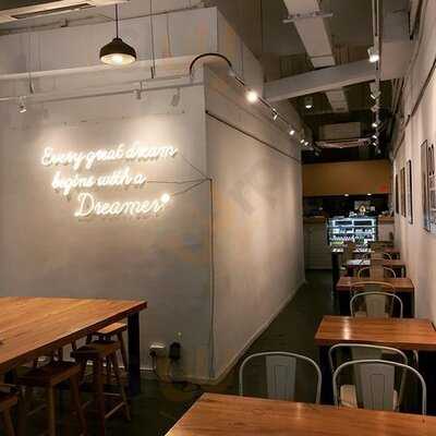 Dreamer Cafe