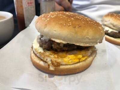 時新漢堡包 (紅磡)