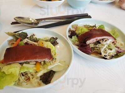 八月居 (海洋中心)