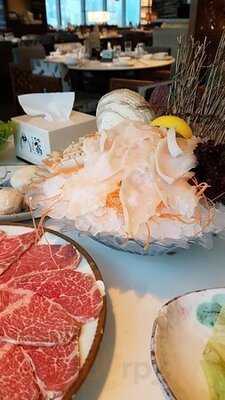 不倒翁中日火鍋料理(銅鑼灣店)