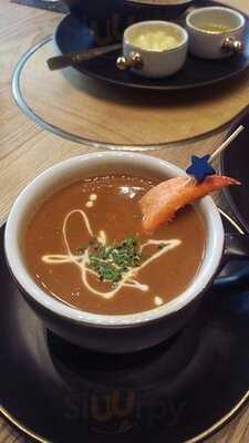 Bisque | Lobster & Champagne