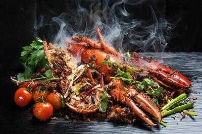 Bisque | Lobster & Champagne