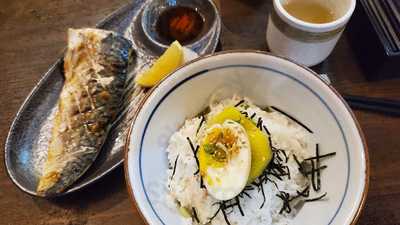 魚鮮生刺身專門店