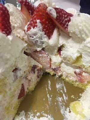 聖安娜餅屋 (屯門時代廣場)