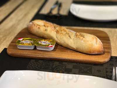 Agnès B. Le Pain Grille