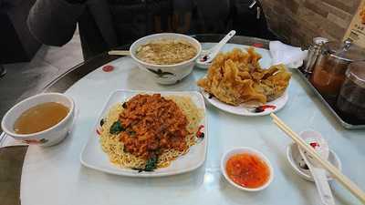 羅富記粥麵專家