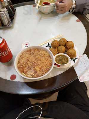 羅富記粥麵專家