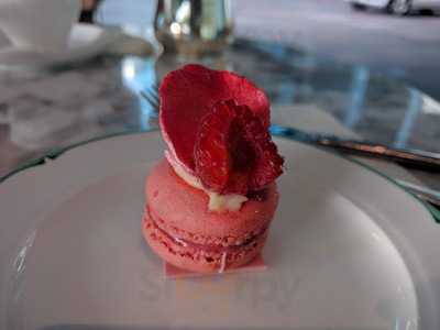 咖啡閣 (九龍海逸君卓酒店)