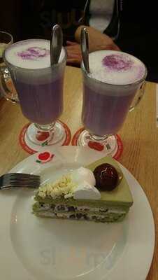 Italian Tomato Café