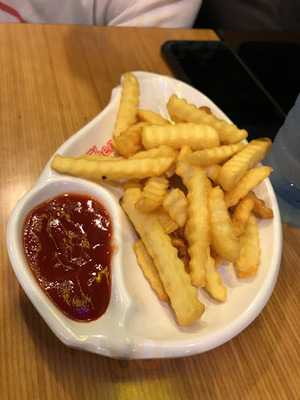 Ebeneezer's Kebabs And Pizzzeria