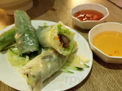 越棧越式湯粉專門店 (赤臘角)