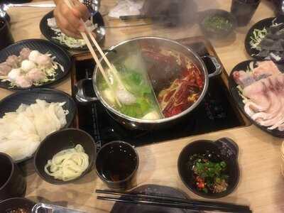 滾兩滾火鍋料理