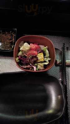 秋田紅葉-自慢的炭火燒酒場