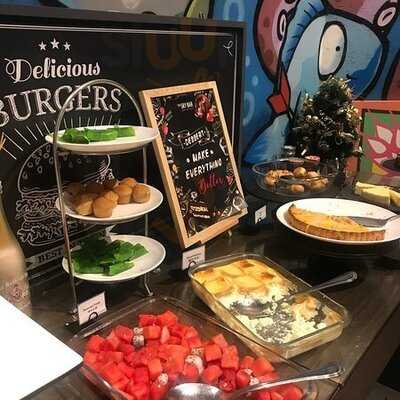 The Sky Bar (形點)