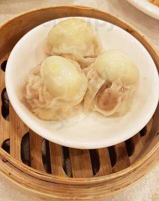 彩雲軒 (德宏大廈)