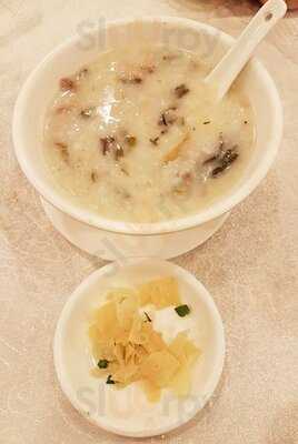 彩雲軒 (德宏大廈)