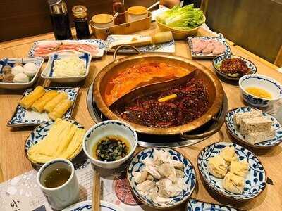 渝味曉宇重慶老火鍋 (聚賢逸居)