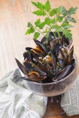 Number 2 Restaurant & Bar