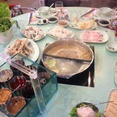 小肥牛火鍋活魚專門店 (天星大廈)