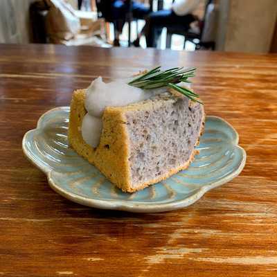 Dear Coffee & Bakery