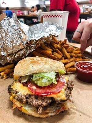Five Guys (k11 Musea)