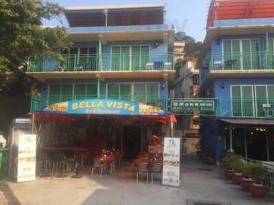 7th Avenue Bar & Grill