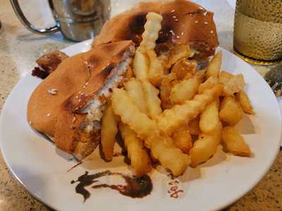 孖宝小厨 (东威大厦)