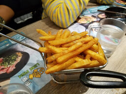 韓樂 (小西灣廣場)