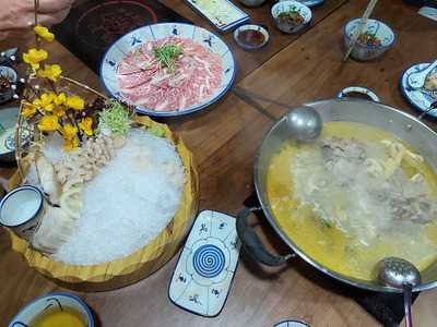 九龍城同撈同煲火鍋