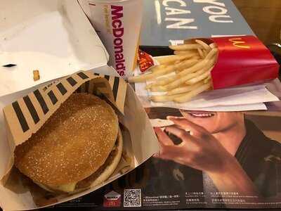 麥當勞 (良景商場)