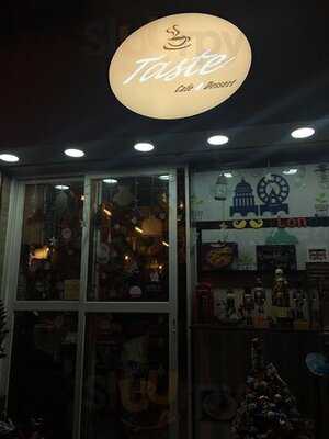 Taste Cafe & Dessert