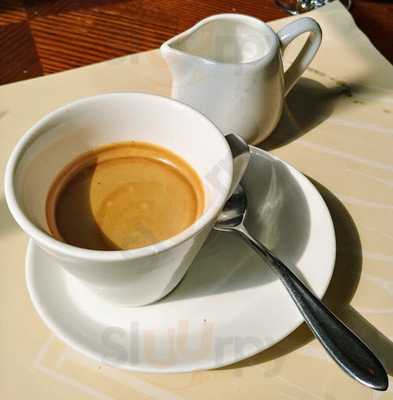 O'phillie's Irish Restaurant & Pub