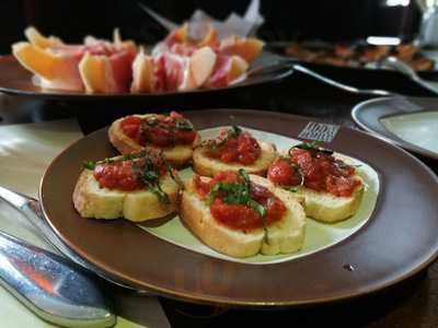 O'phillie's Irish Restaurant & Pub