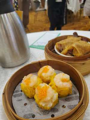 東城酒家 (柴灣)