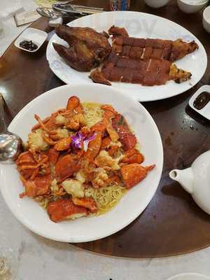 東城酒家 (柴灣)