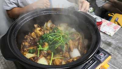 橋底雞鍋 (屯門)