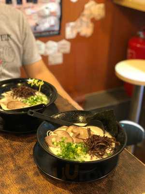 博多拉麵-火之鳥