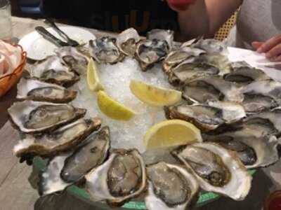 Oyster Station Snack & Oyster Bar (tai Kok Tsui)