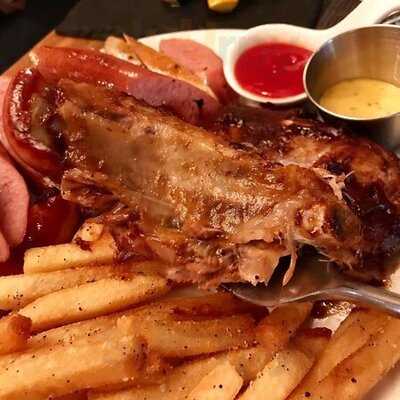 119 Italio Restaurant & Bar