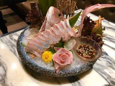 家賀屋刺身壽司專門店