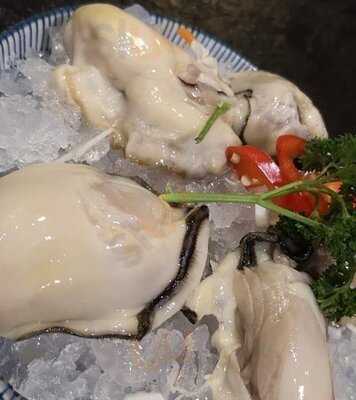 友酒棧台式火鍋專門店