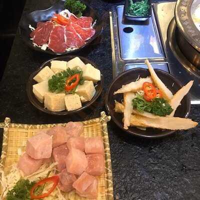 友酒棧台式火鍋專門店