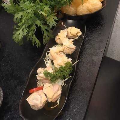 友酒棧台式火鍋專門店