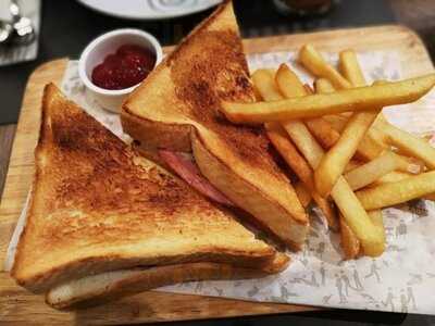 Greyhound Cafe (popcorn)