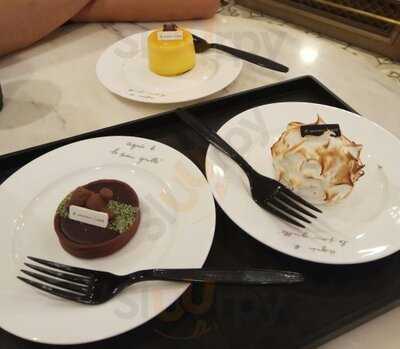 Agnès B. CafÉ L.p.g.